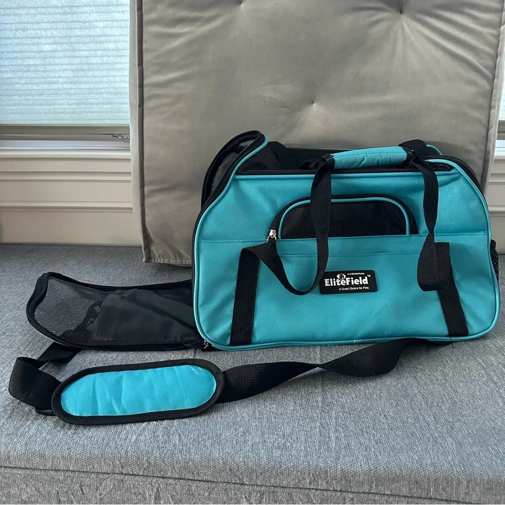 ELITE FIELD Soft Sided Pet Carrier Sky Blue